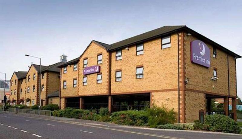 Premier Inn London Romford Central Ngoại thất bức ảnh